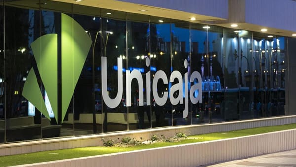 ¿Por Qué Tanta Gente Está Descubriendo Que Su Vida Financiera Cambia Cuando Entra en Unicaja?